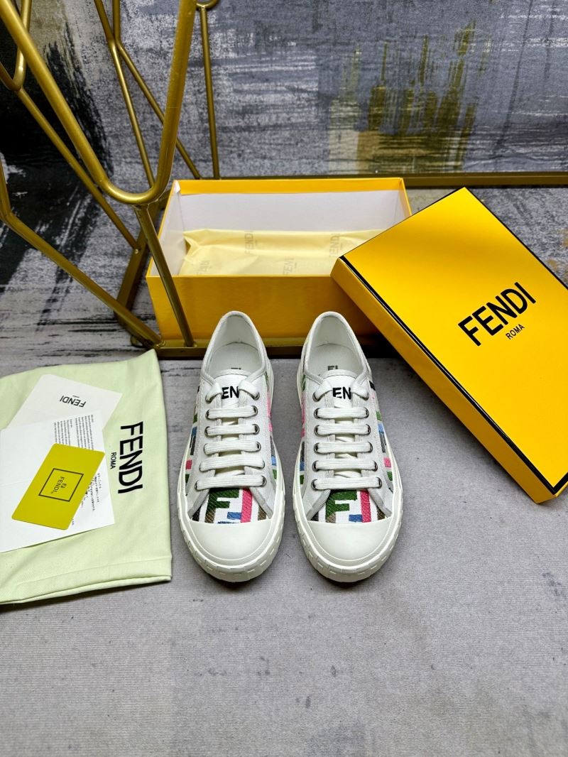 Fendi Low Shoes